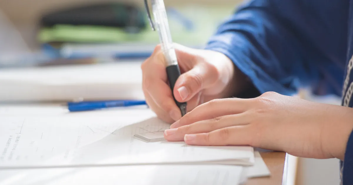 復習で成績が劇的に上がる！定期テストで高得点をとるための復習のタイミングとやり方5選