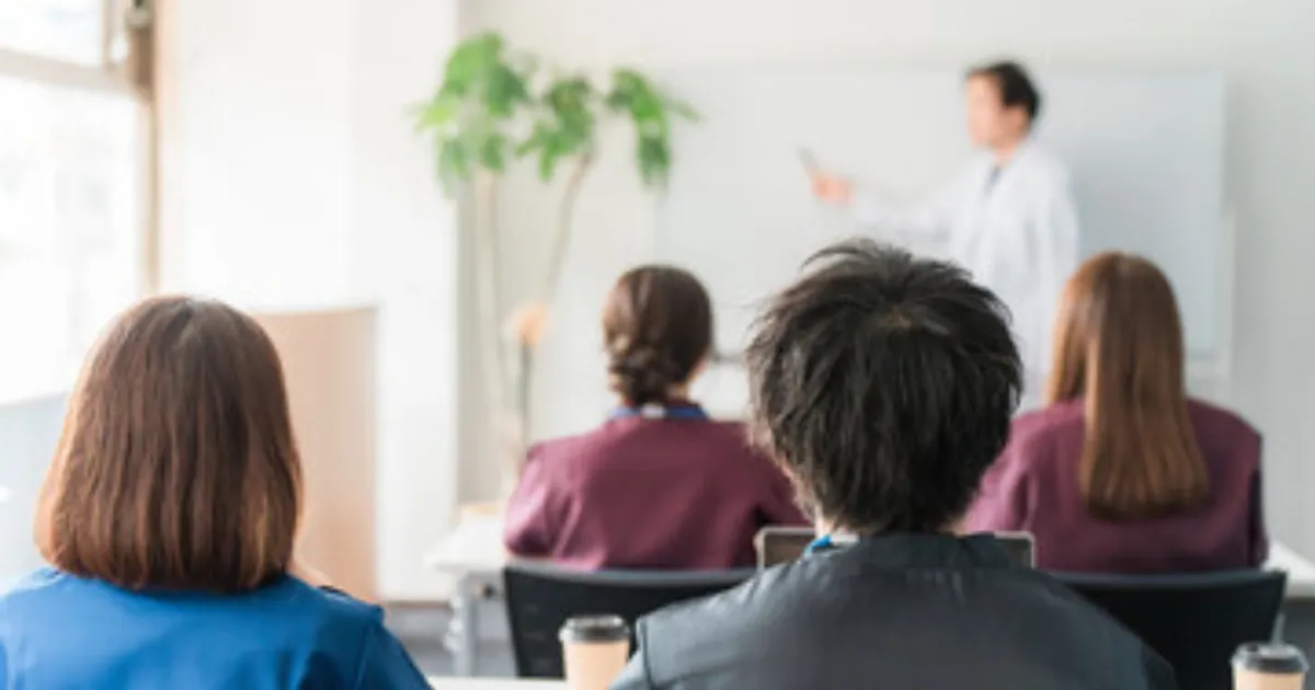 中学生の夏期講習ガイド｜費用・無料・安い塾の選び方まで徹底解説