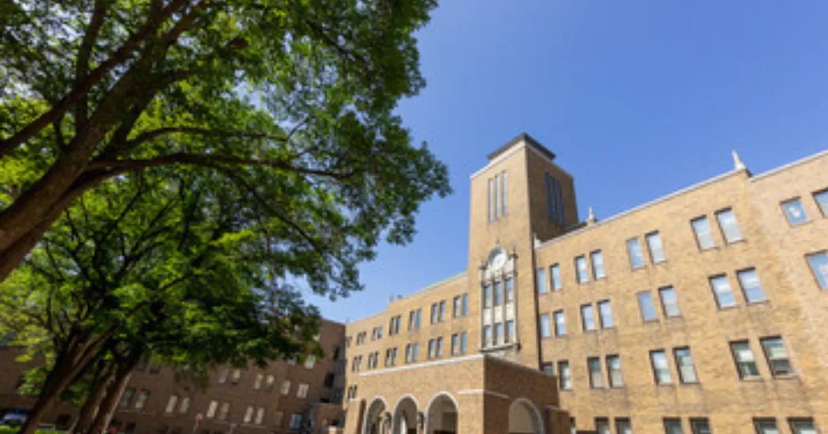 明治大学の偏差値ランキング【学部別一覧】MARCHでの立ち位置も解説